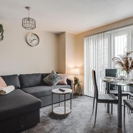 Stylish 2 Bed Manchester Flat Екстериор снимка