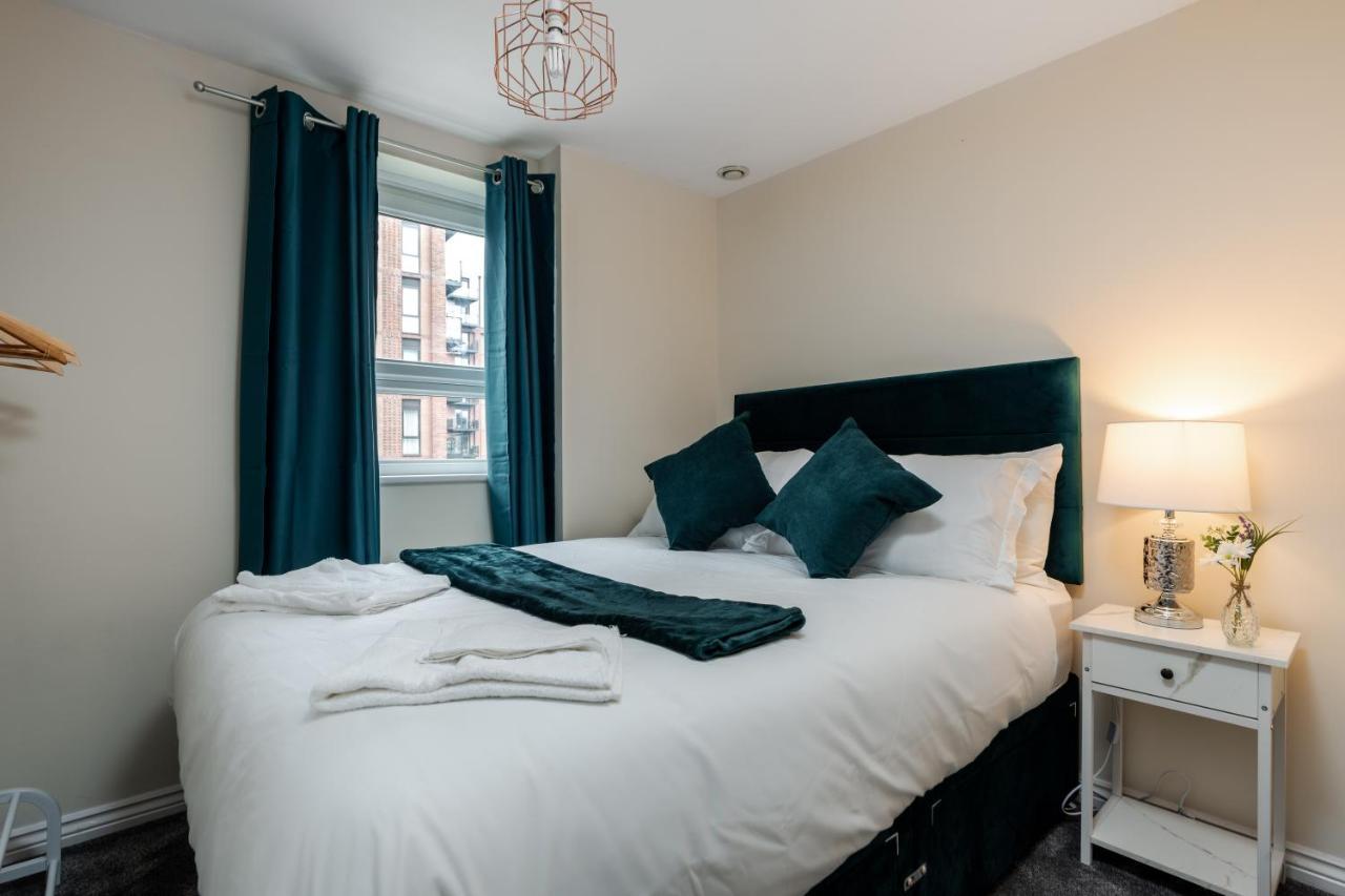 Stylish 2 Bed Manchester Flat Екстериор снимка