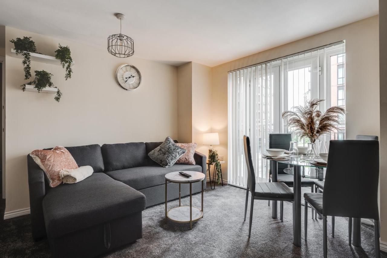 Stylish 2 Bed Manchester Flat Екстериор снимка